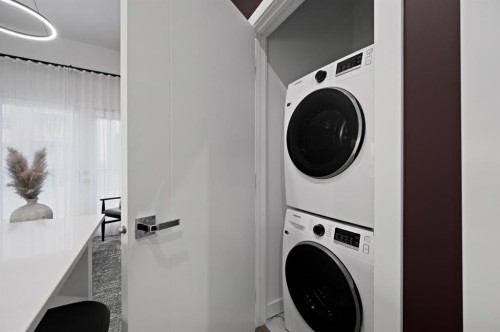 516-310 15 Avenue Sw, Calgary, AB - Indoor Photo Showing Laundry Room