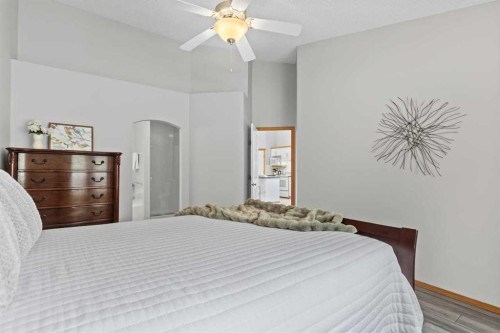 26 Chaparral Close Se, Calgary, AB - Indoor Photo Showing Bedroom