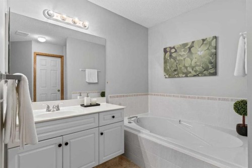 26 Chaparral Close Se, Calgary, AB - Indoor Photo Showing Bathroom