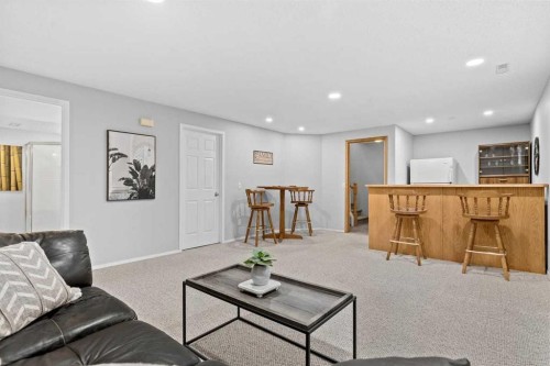 26 Chaparral Close Se, Calgary, AB - Indoor Photo Showing Other Room