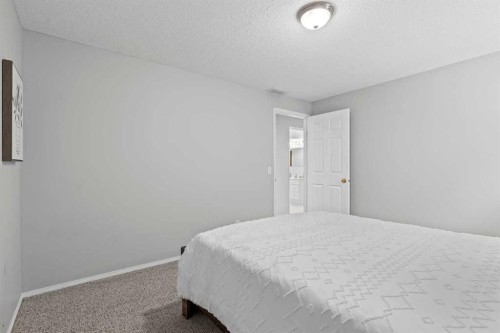 26 Chaparral Close Se, Calgary, AB - Indoor Photo Showing Bedroom
