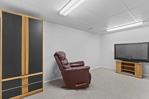 26 Chaparral Close Se, Calgary, AB - Indoor Photo Showing Other Room