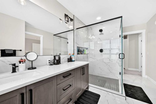 427 Kinniburgh Loop, Chestermere, AB 