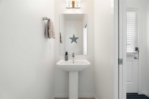 57 Amery Crescent, Crossfield, AB - Indoor Photo Showing Bathroom