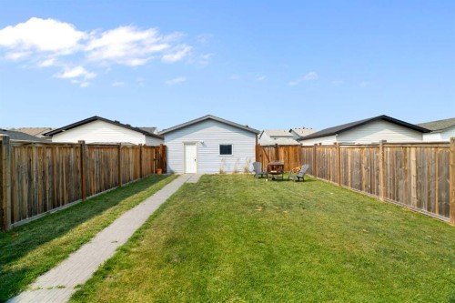 57 Amery Crescent, Crossfield, AB - Outdoor