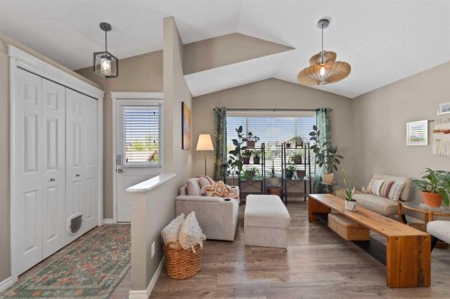 247 Copperfield Heights Se, Calgary, AB - Indoor