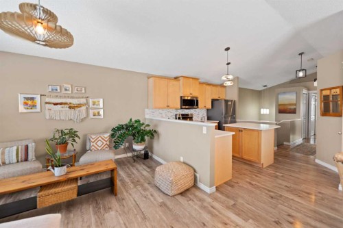 247 Copperfield Heights Se, Calgary, AB - Indoor Photo Showing Other Room