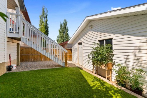 247 Copperfield Heights Se, Calgary, AB - Outdoor With Exterior