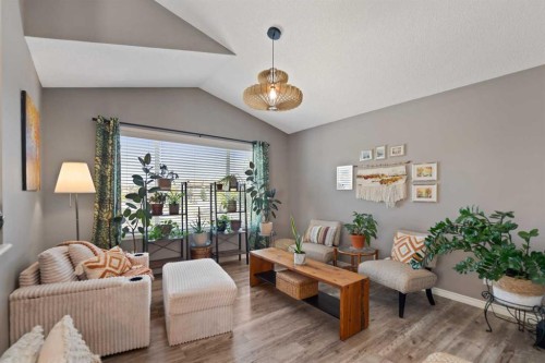 247 Copperfield Heights Se, Calgary, AB - Indoor Photo Showing Other Room