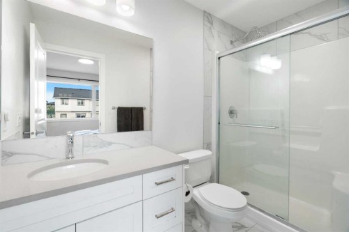 37 Verity Manor Sw, Calgary, AB - Indoor Photo Showing Bathroom