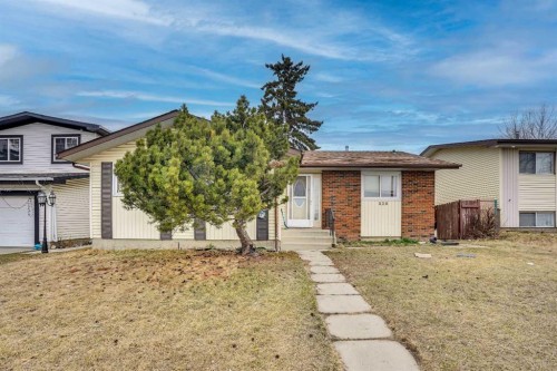 528 Whiteridge Way Ne, Calgary, AB - Outdoor