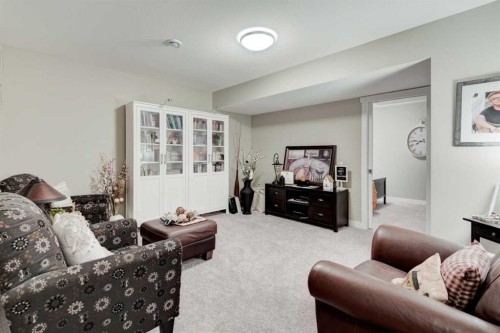 99 Mahogany Row Se, Calgary, AB - Indoor Photo Showing Living Room