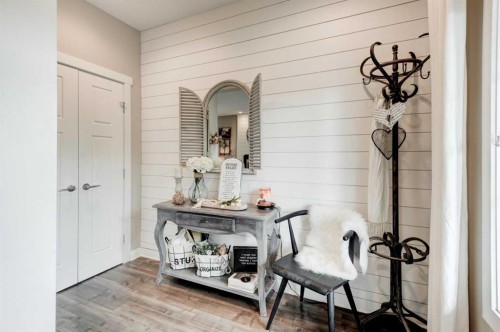 99 Mahogany Row Se, Calgary, AB - Indoor Photo Showing Other Room