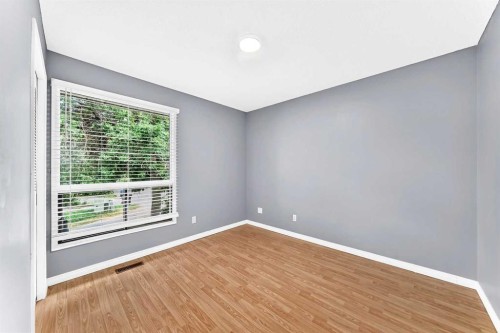 514 Whitehill Place Ne, Calgary, AB - Indoor Photo Showing Other Room
