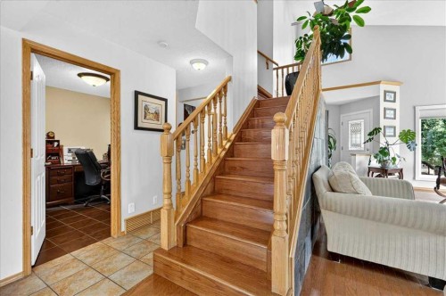 23 Cranfield Crescent Se, Calgary, AB - Indoor Photo Showing Other Room