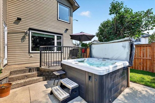 23 Cranfield Crescent Se, Calgary, AB - Outdoor With Deck Patio Veranda With Exterior