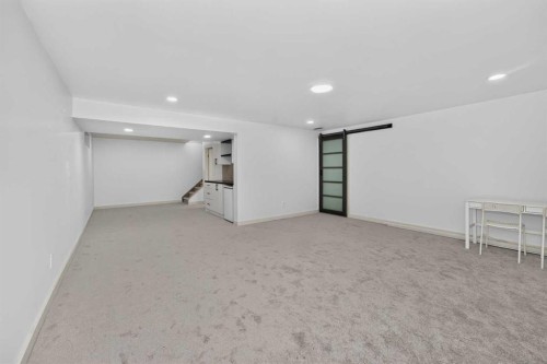 137 Douglas Glen Manor Se, Calgary, AB - Indoor Photo Showing Other Room