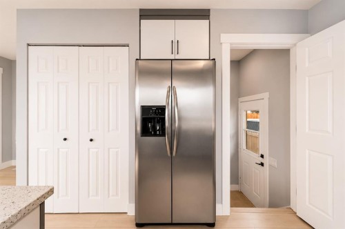755 Penbrooke Road Se, Calgary, AB - Indoor