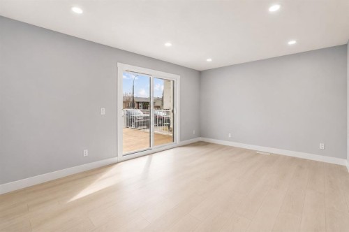 755 Penbrooke Road Se, Calgary, AB - Indoor Photo Showing Other Room