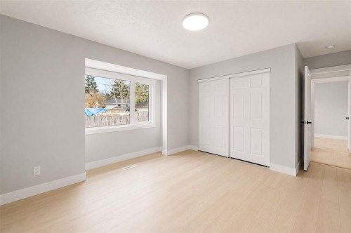 755 Penbrooke Road Se, Calgary, AB - Indoor Photo Showing Other Room
