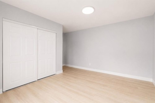 755 Penbrooke Road Se, Calgary, AB - Indoor Photo Showing Other Room