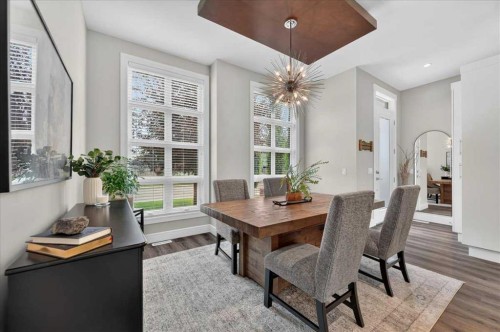 3127 44 Street Sw, Calgary, AB - Indoor Photo Showing Dining Room