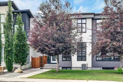 3127 44 Street Sw, Calgary, AB - Outdoor