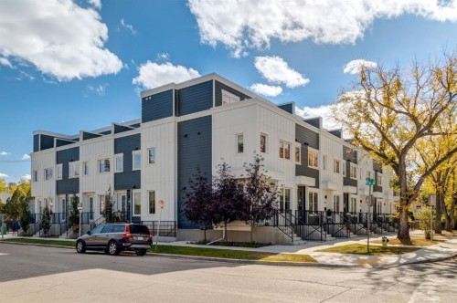 1651 8 Avenue Nw, Calgary, AB - Outdoor With Facade