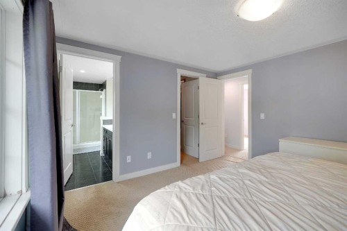5532 Forand Street Sw, Calgary, AB - Indoor Photo Showing Bedroom