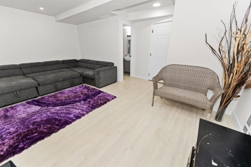 114-300 Marina Drive, Chestermere, AB - Indoor