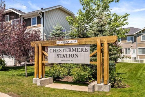 114-300 Marina Drive, Chestermere, AB - Outdoor