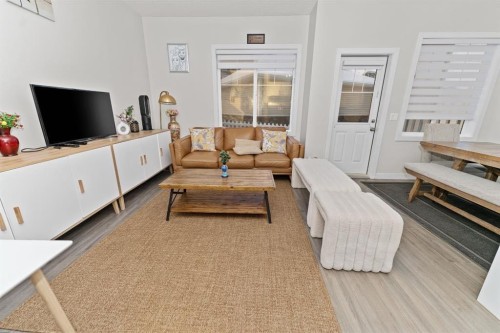 114-300 Marina Drive, Chestermere, AB - Indoor