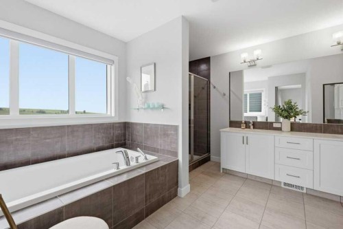 151 Crestridge Hill Sw, Calgary, AB 
