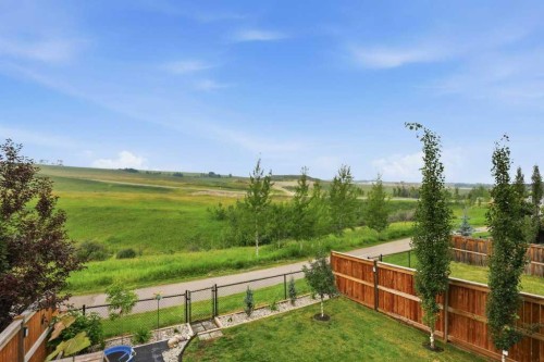 151 Crestridge Hill Sw, Calgary, AB 
