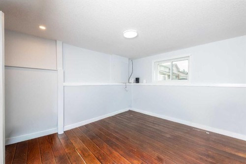 92 Martinwood Road Ne, Calgary, AB - Indoor Photo Showing Other Room