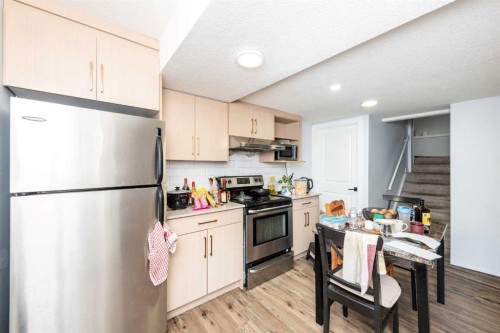 92 Martinwood Road Ne, Calgary, AB - Indoor Photo Showing Kitchen