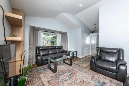 92 Martinwood Road Ne, Calgary, AB - Indoor Photo Showing Living Room