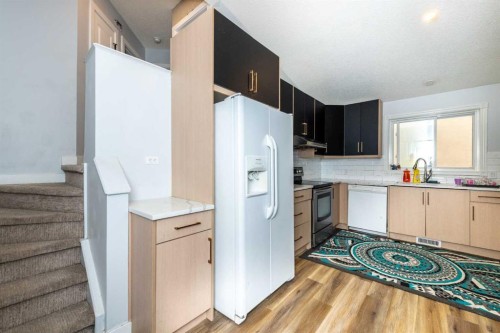 92 Martinwood Road Ne, Calgary, AB - Indoor Photo Showing Kitchen