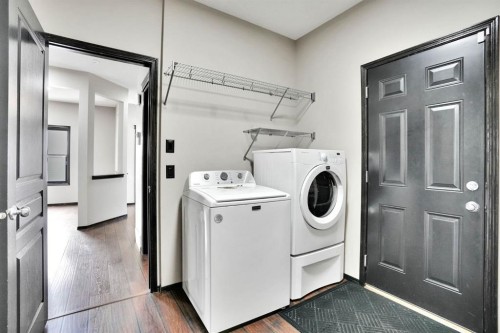109 Pantego Terrace Nw, Calgary, AB - Indoor Photo Showing Laundry Room