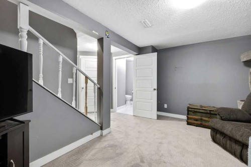 44 Falwood Crescent Ne, Calgary, AB - Indoor Photo Showing Other Room