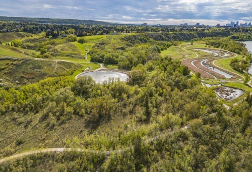 B-6120 33 Avenue Nw, Calgary, AB - Outdoor With View