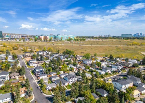 B-6120 33 Avenue Nw, Calgary, AB - Outdoor With View