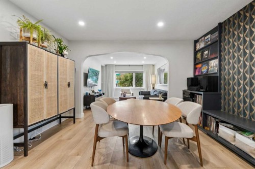1414A 8 Avenue Se, Calgary, AB - Indoor Photo Showing Dining Room