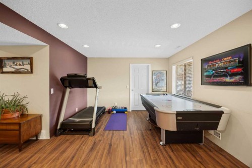 354 West Creek Springs, Chestermere, AB - Indoor Photo Showing Other Room