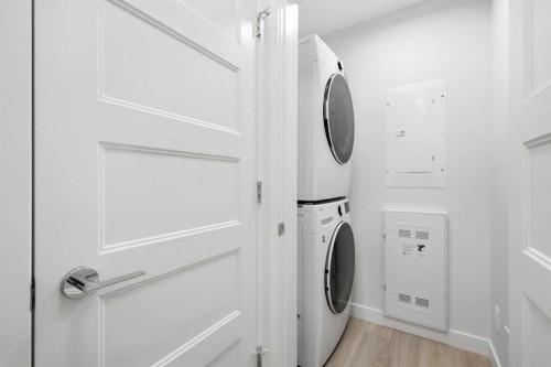 1410-81 Arbour Lake View Nw, Calgary, AB - Indoor Photo Showing Laundry Room