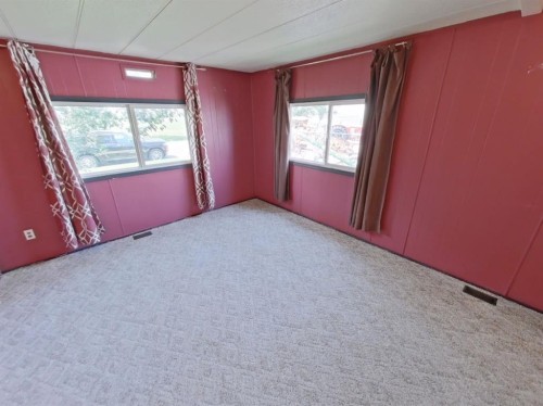 4809 52 Street, Stavely, AB - Indoor Photo Showing Other Room