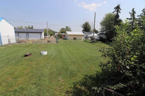 4809 52 Street, Stavely, AB - Outdoor
