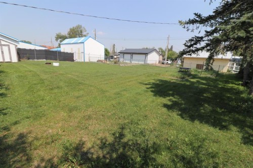 4809 52 Street, Stavely, AB - Outdoor