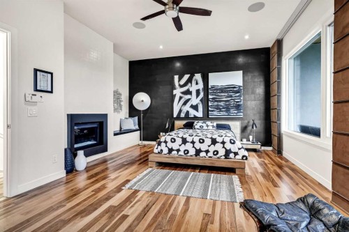 2330 7 Avenue Nw, Calgary, AB - Indoor With Fireplace
