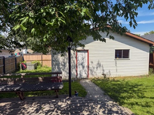 119 Fallswater Crescent Ne, Calgary, AB - Outdoor